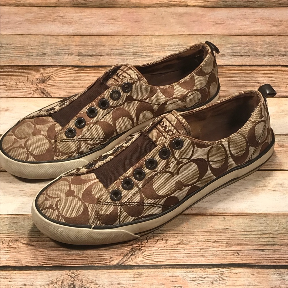 Coach brown signature logo slip-on laceless shoes